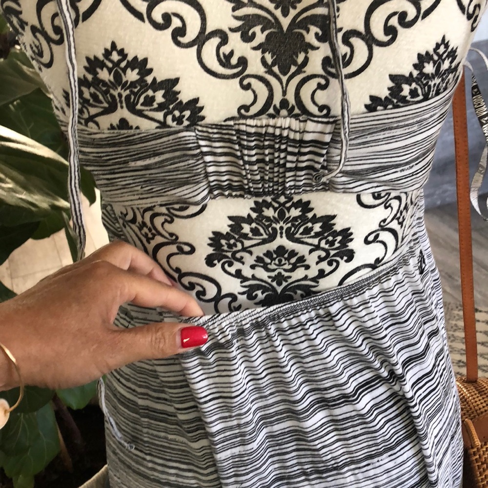 VOLCOM strapless dress🔥🔥🔥 - Picture 3 of 4